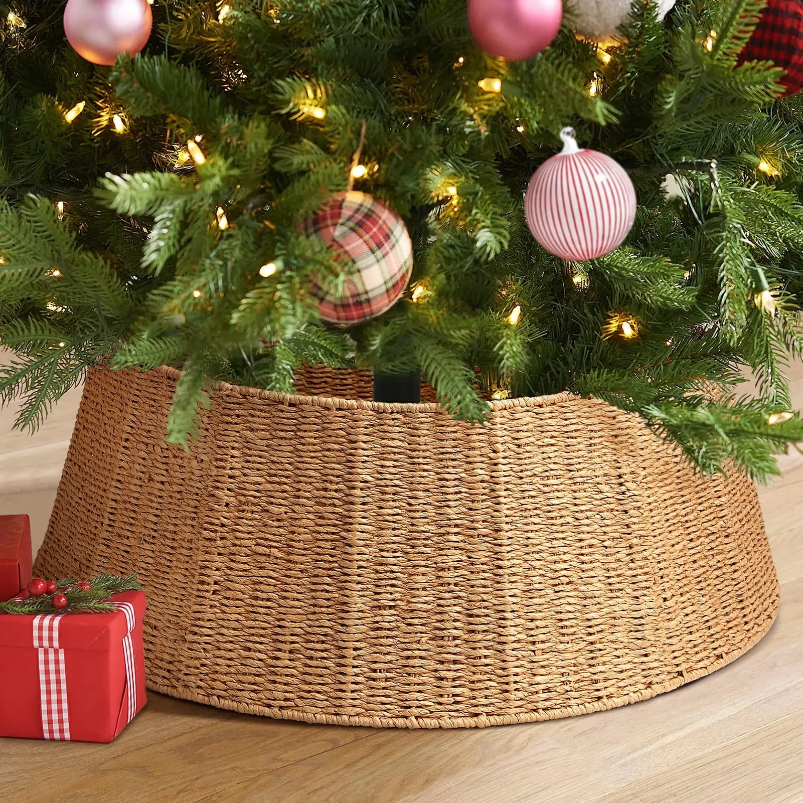 classic 26 inch Christmas Tree Collar, Christmas Tree Skirt Cover for Christmas Tree Decorations | Rattan (Natural) A-Natural