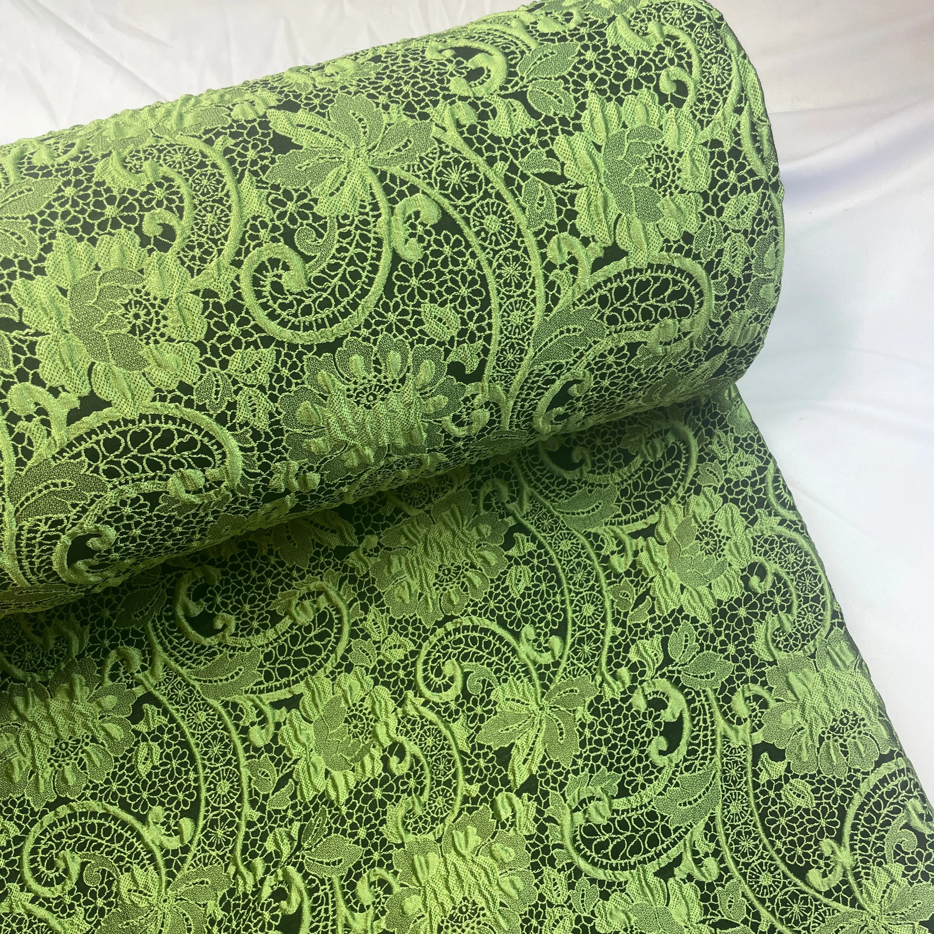 Lime parade Soft Cloque Brocade