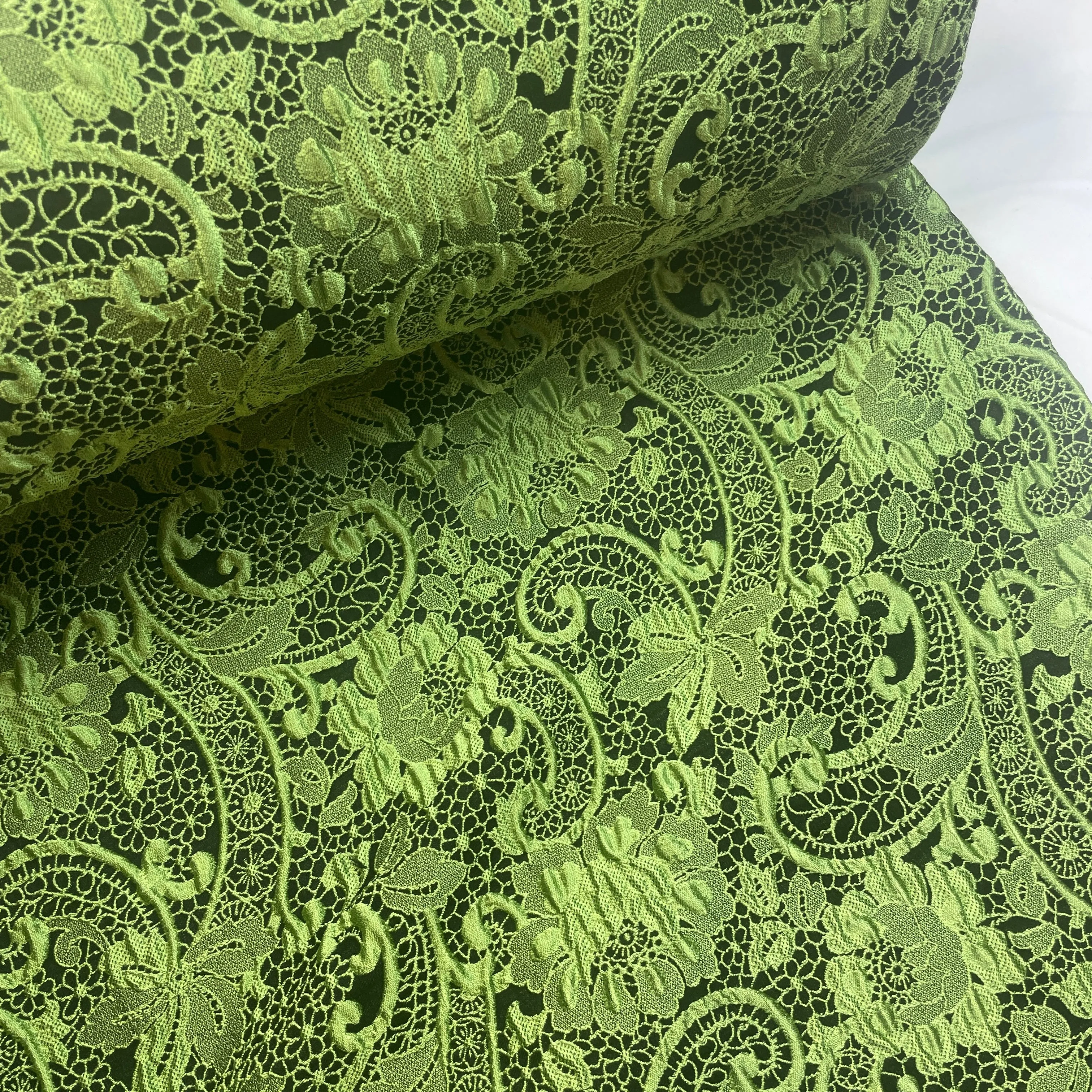 Lime parade Soft Cloque Brocade