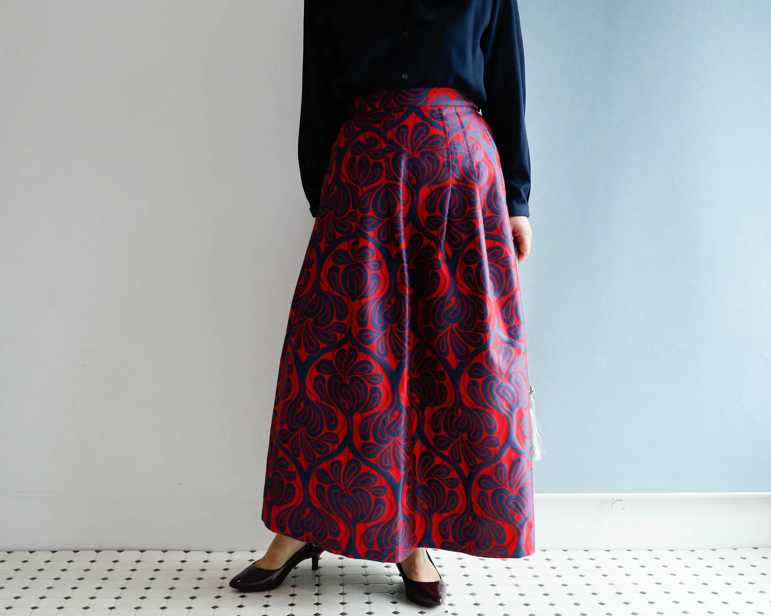 <S17C90>COVENT GARDEN WOVEN RED Skirt  -Length 90cm